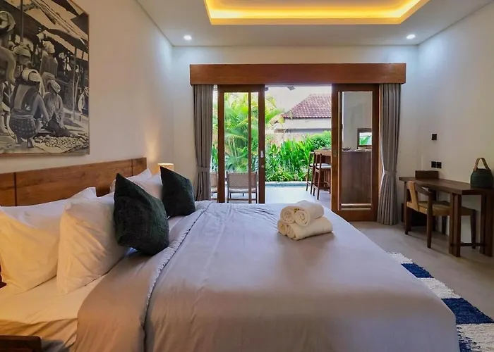 Villa Luxury Umalas With Private Pool - Kisah Kasih 2 Canggu